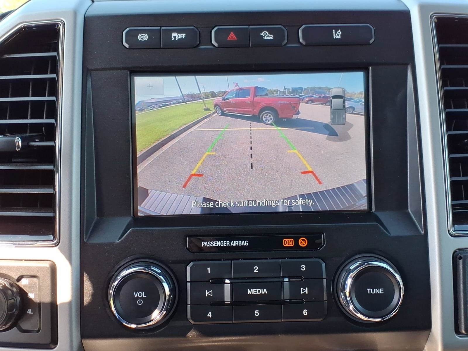 Certified 2021 Ford F350 4x4 Crew Cab Super Duty image 22