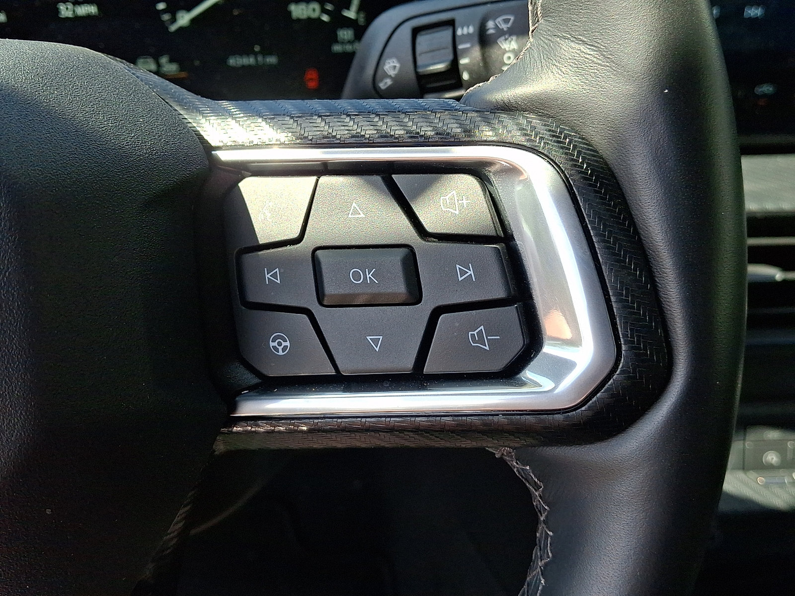 Certified 2025 Ford Mustang GT RWD image 22
