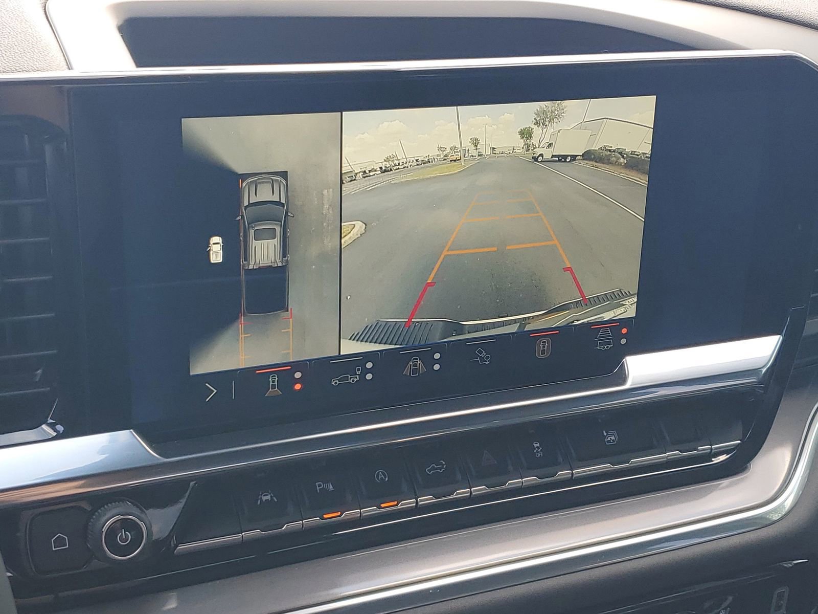 Used 2025 Chevrolet Silverado 1500 High Country image 24