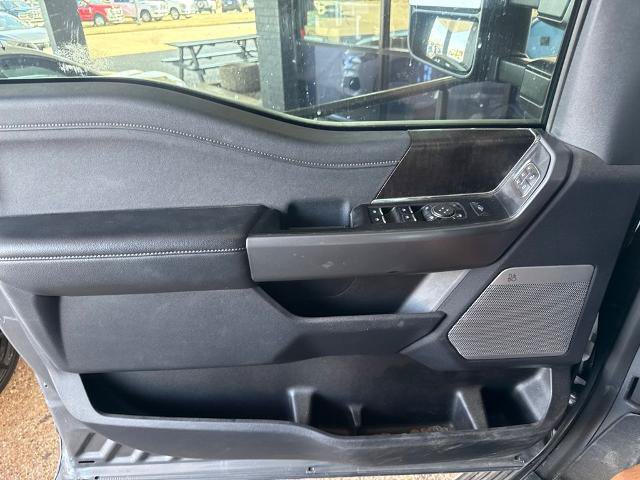 Certified 2025 Ford F350 Lariat w/ Lariat Ultimate Package AWD/4WD image 6
