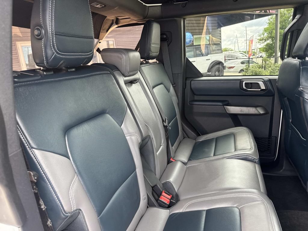 Certified 2021 Ford Bronco Outer Banks w/ Sasquatch Package AWD/4WD image 13