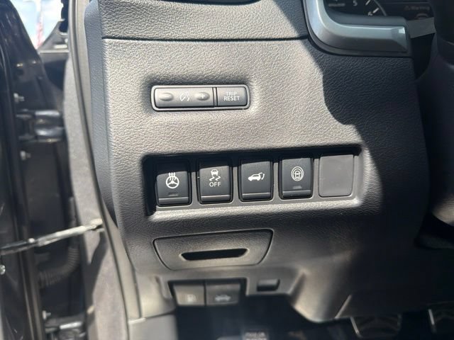 Used 2023 Nissan Murano Platinum w/ Cargo Package AWD/4WD image 14