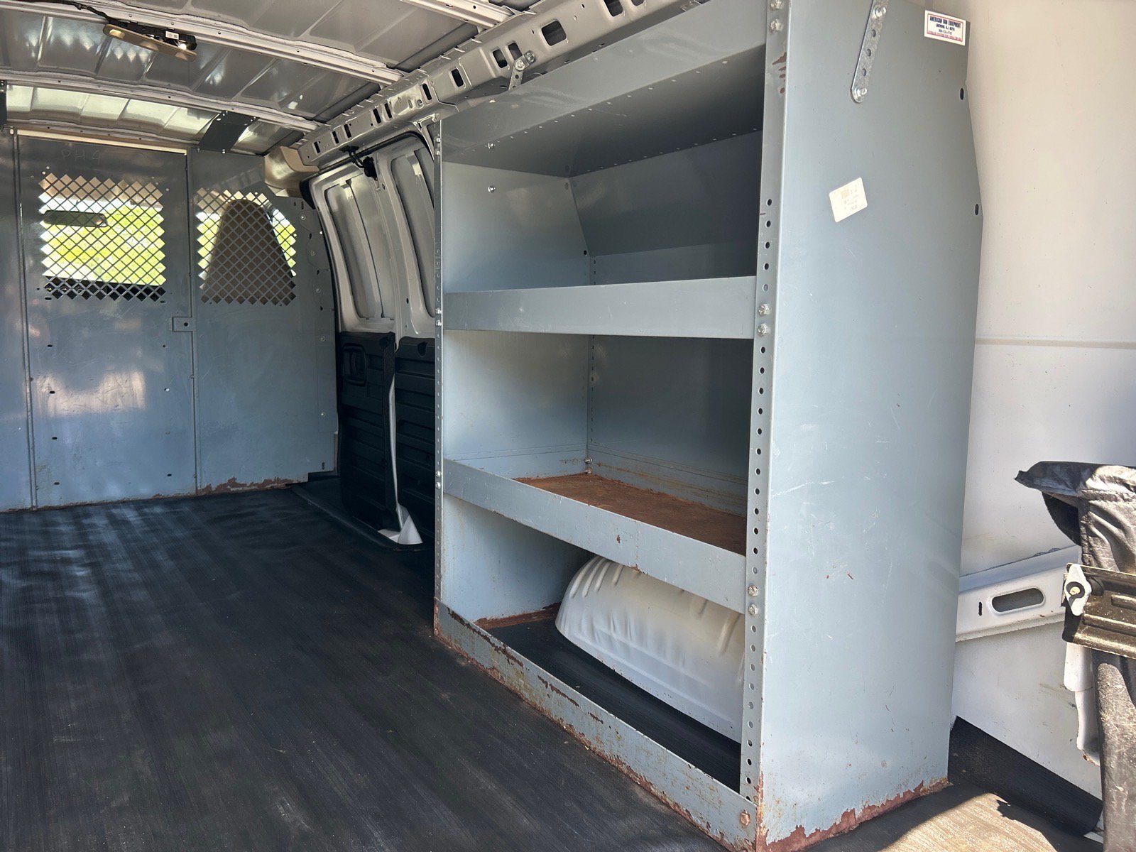 Used 2020 Chevrolet Express 3500 Extended RWD image 13