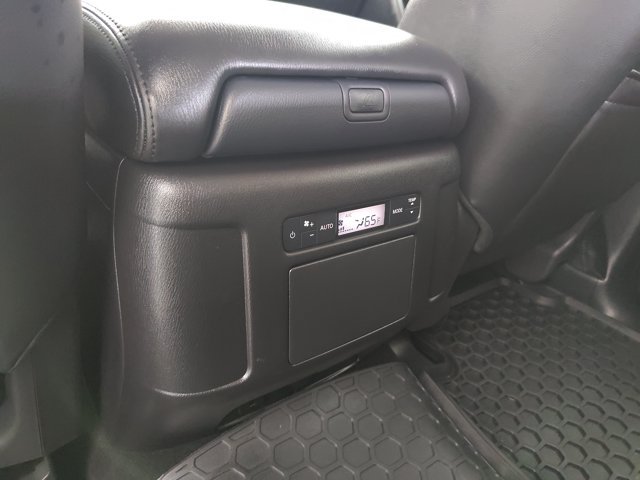 Used 2024 Nissan Armada SL w/ Captain's Chairs Package AWD/4WD image 26
