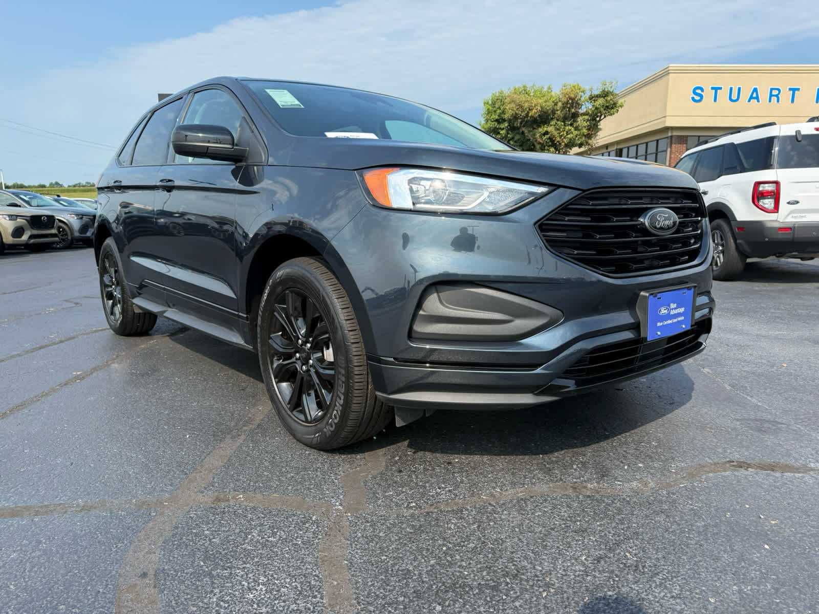 Certified 2023 Ford Edge SE w/ Black Appearance Package