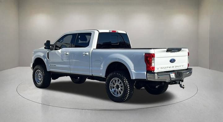 Certified 2018 Ford F250 Lariat w/ Lariat Value Package image 3