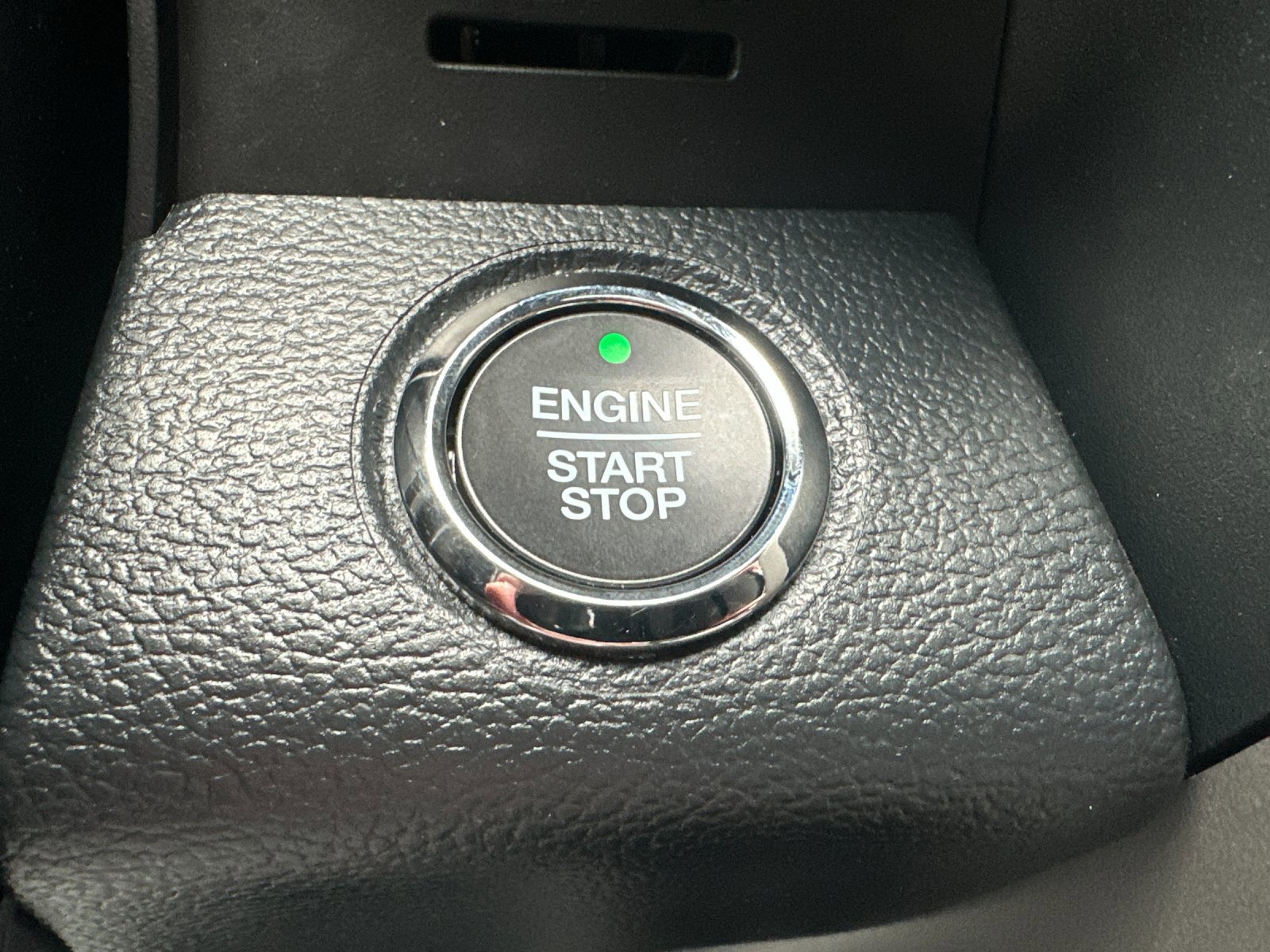 Certified 2022 Ford F350 Lariat w/ Lariat Ultimate Package image 23