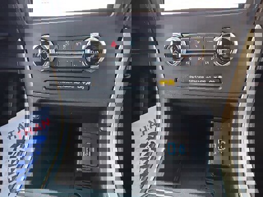 Certified 2022 Ford Edge ST-Line image 13