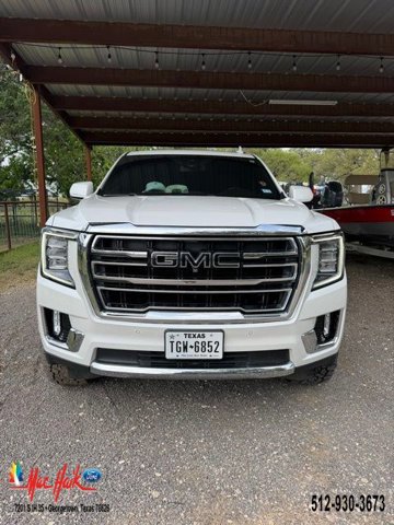 Used 2023 GMC Yukon XL SLT w/ SLT Premium Package image 4