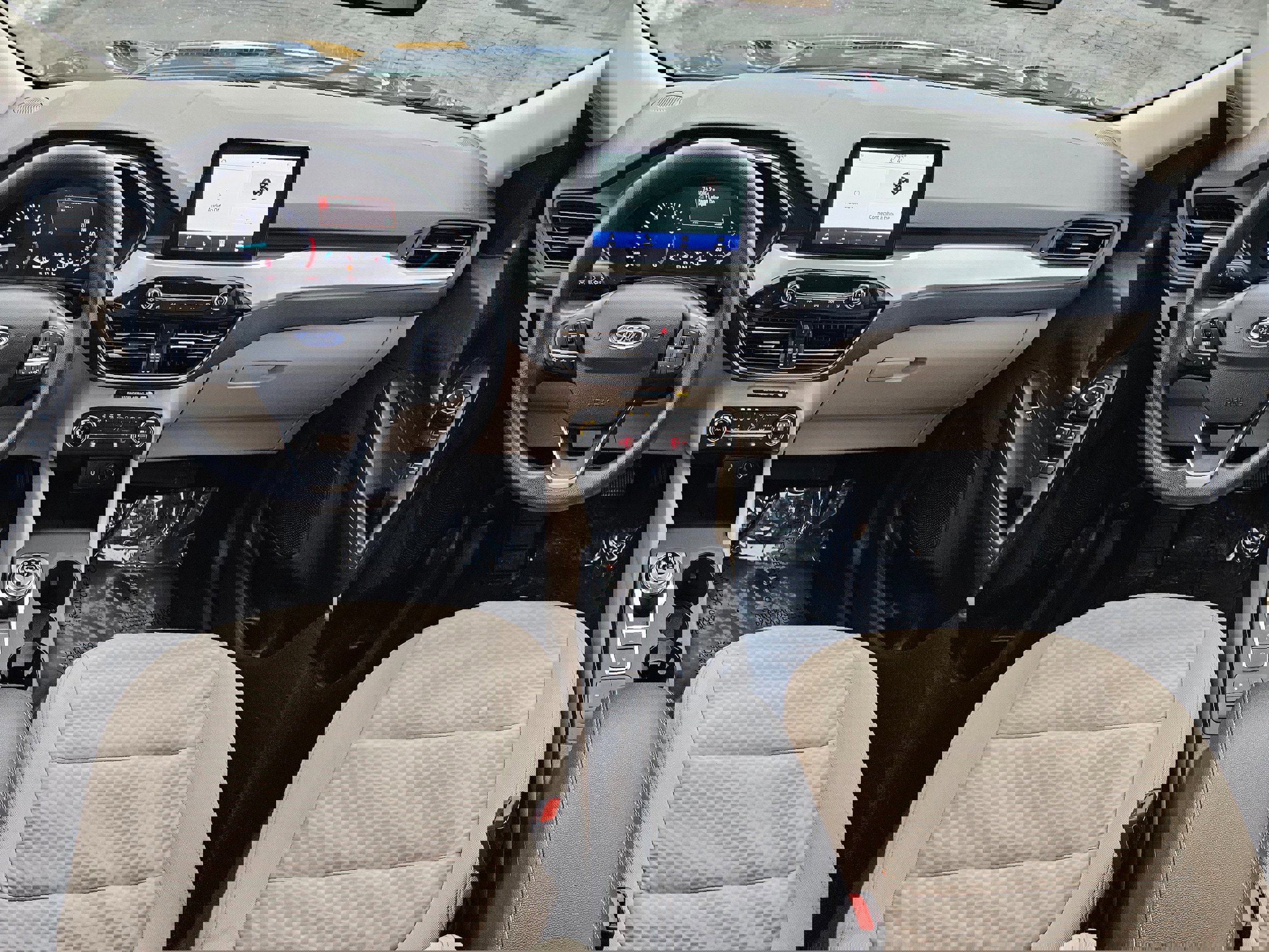 Certified 2020 Ford Escape SE image 13