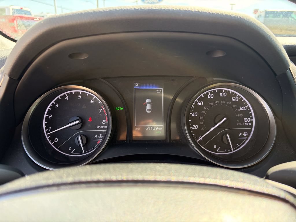 Used 2023 Toyota Camry SE w/ Convenience Package FWD image 24