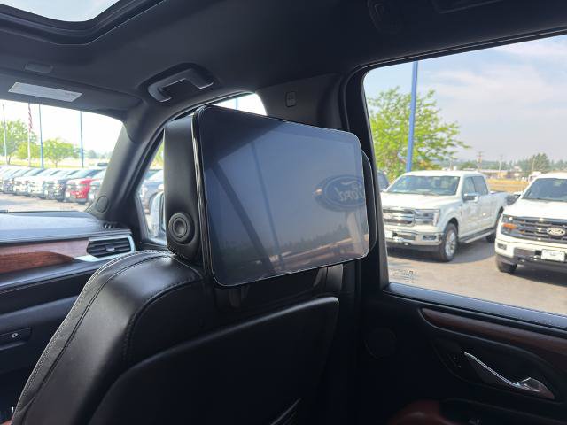 Used 2023 GMC Yukon Denali Ultimate AWD/4WD image 36