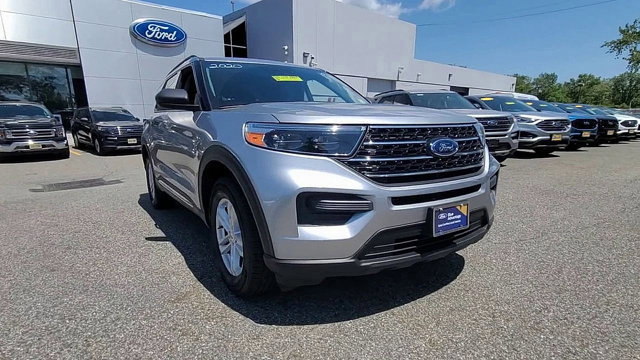 Certified 2020 Ford Explorer XLT w/ Comfort Package image 10
