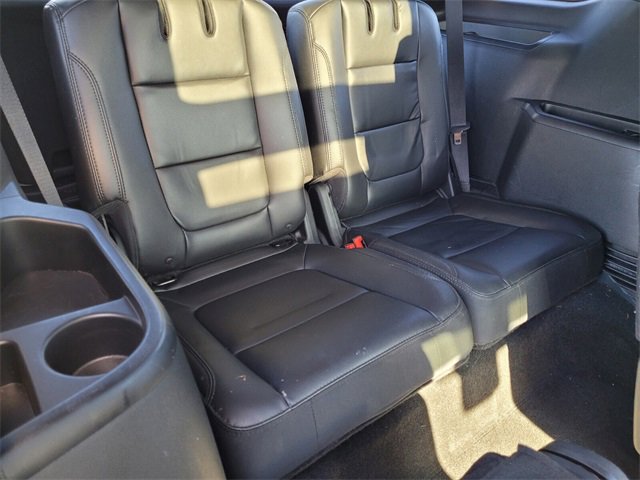 Certified 2018 Ford Explorer XLT w/ Equipment Group 202A image 15