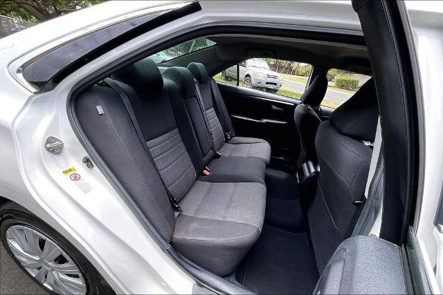 Used 2017 Toyota Camry XLE FWD image 29