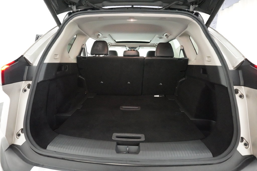 Used 2021 Nissan Rogue Platinum AWD/4WD image 10