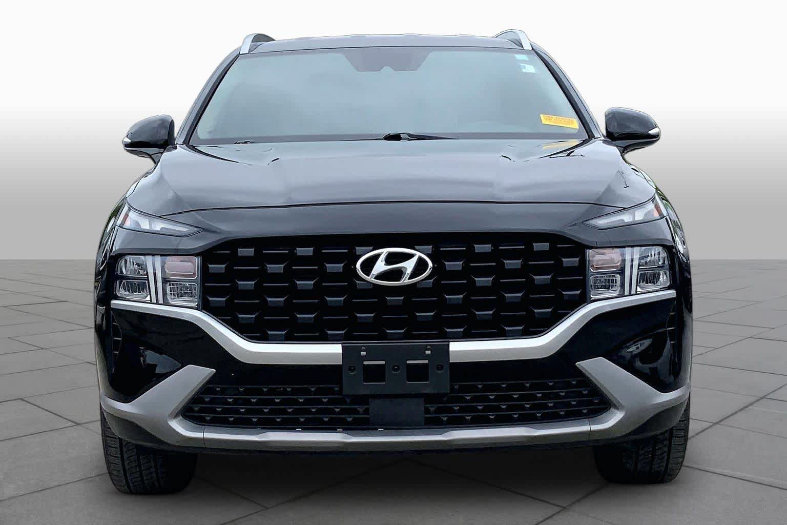 Used 2023 Hyundai Santa Fe SEL w/ Cargo Package AWD/4WD image 4
