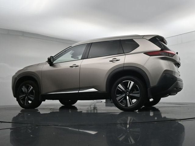 Used 2021 Nissan Rogue SL AWD/4WD image 36