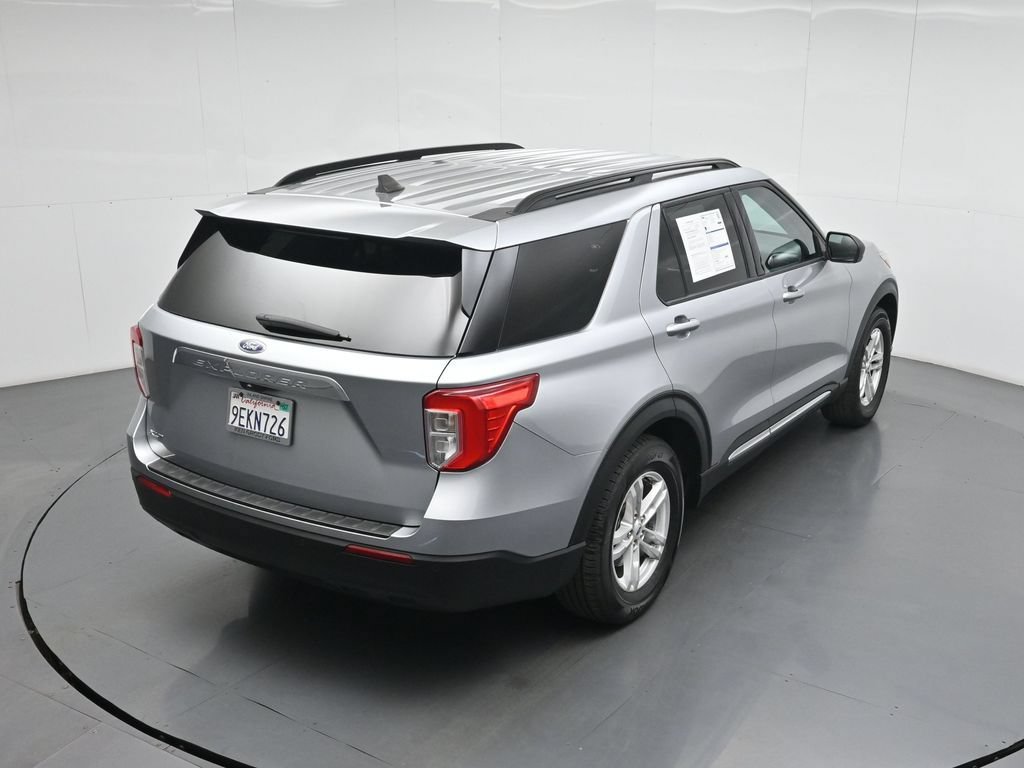 Certified 2022 Ford Explorer XLT RWD image 55