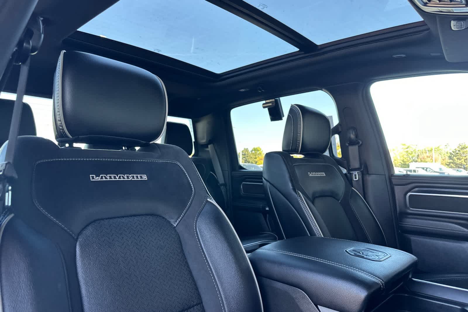 Used 2024 RAM 1500 Laramie AWD/4WD image 16