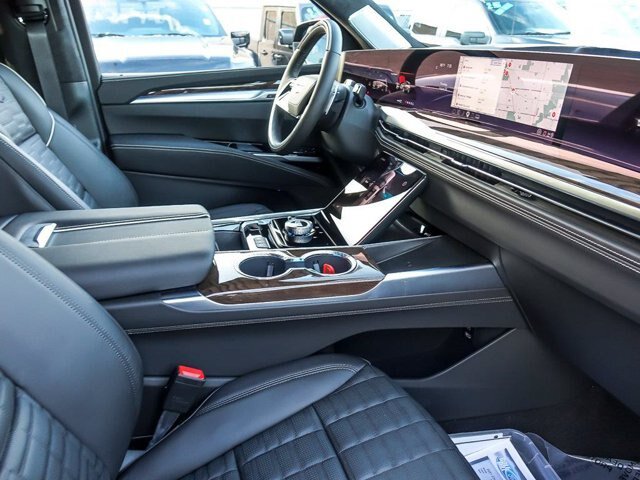 Used 2026 Cadillac Escalade Platinum Sport w/ LPO, ONYX Package AWD/4WD image 37