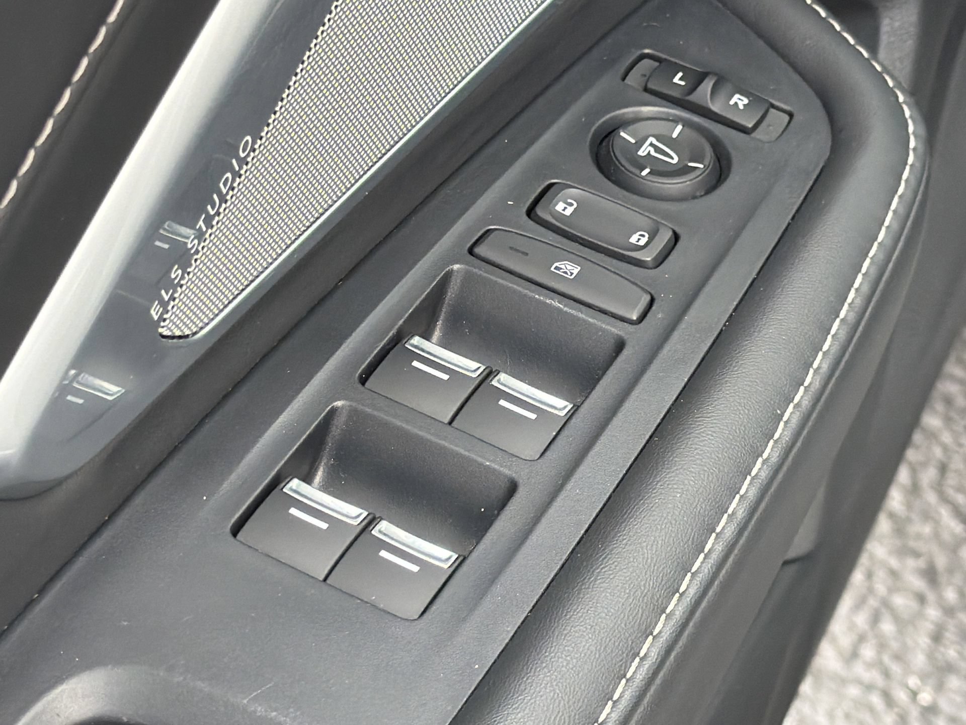 Used 2023 Acura RDX FWD w/ Technology Package image 18