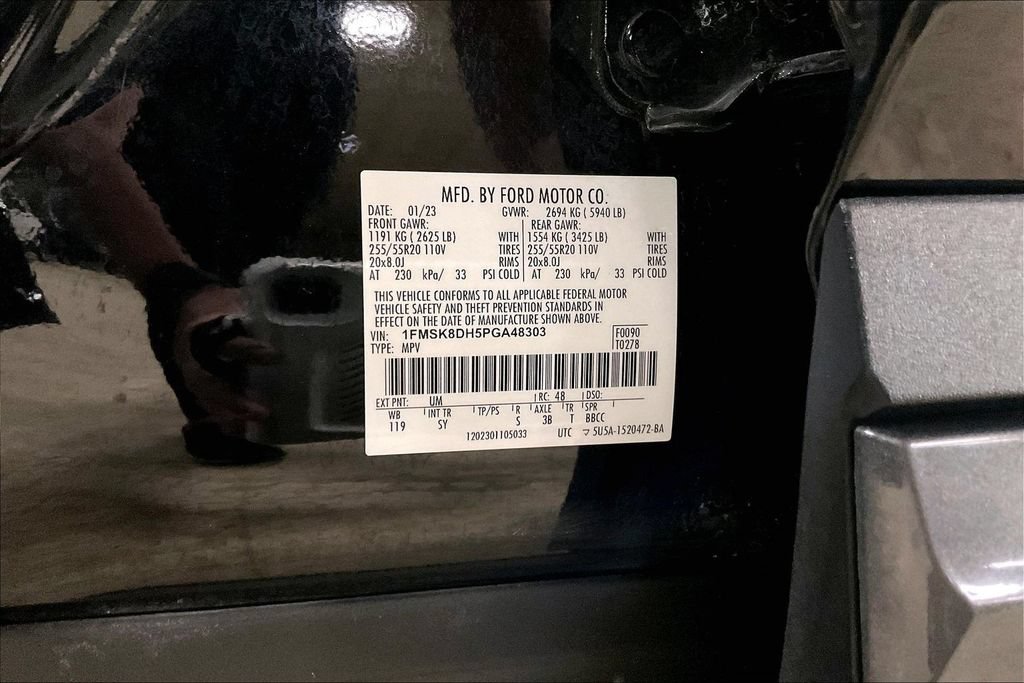 Certified 2023 Ford Explorer XLT w/ Equipment Group 202A AWD/4WD image 30