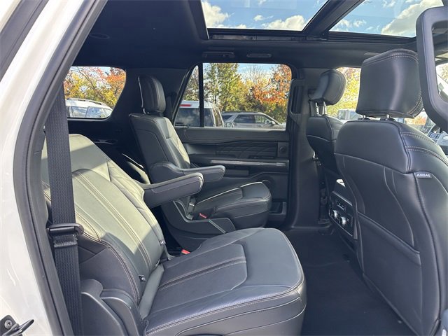 Certified 2024 Ford Expedition Max Platinum image 37