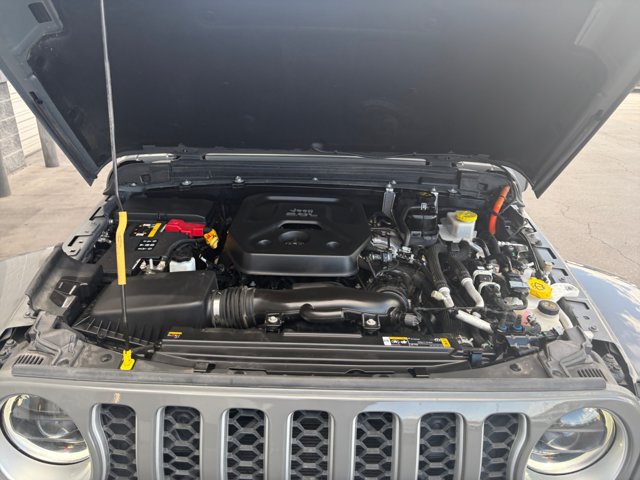 Used 2023 Jeep Wrangler Unlimited Sahara w/ Dual Top Group AWD/4WD image 25