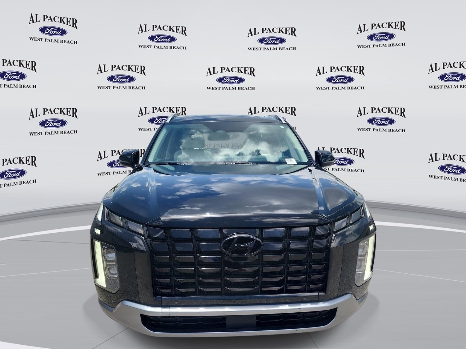 Used 2024 Hyundai Palisade Limited FWD image 8