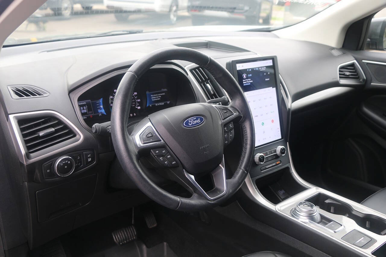 Certified 2023 Ford Edge SEL w/ Convenience Package AWD/4WD image 32