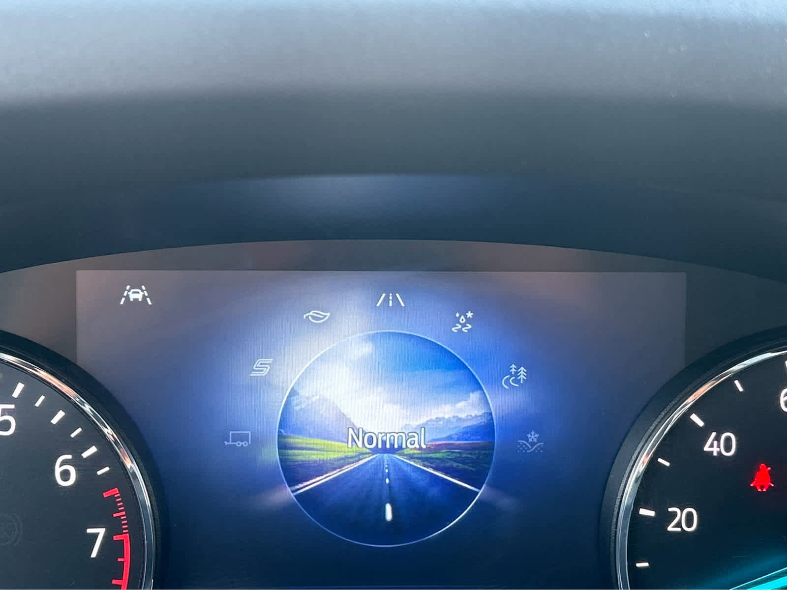 Certified 2023 Ford Explorer XLT image 47