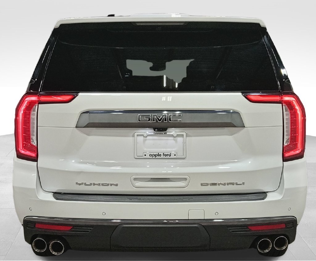 Used 2023 GMC Yukon XL Denali Ultimate AWD/4WD image 5