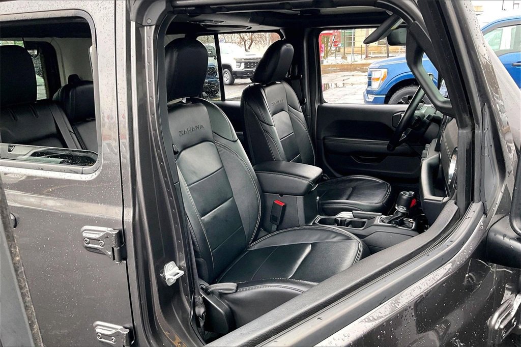 Used 2019 Jeep Wrangler Unlimited Sahara image 6