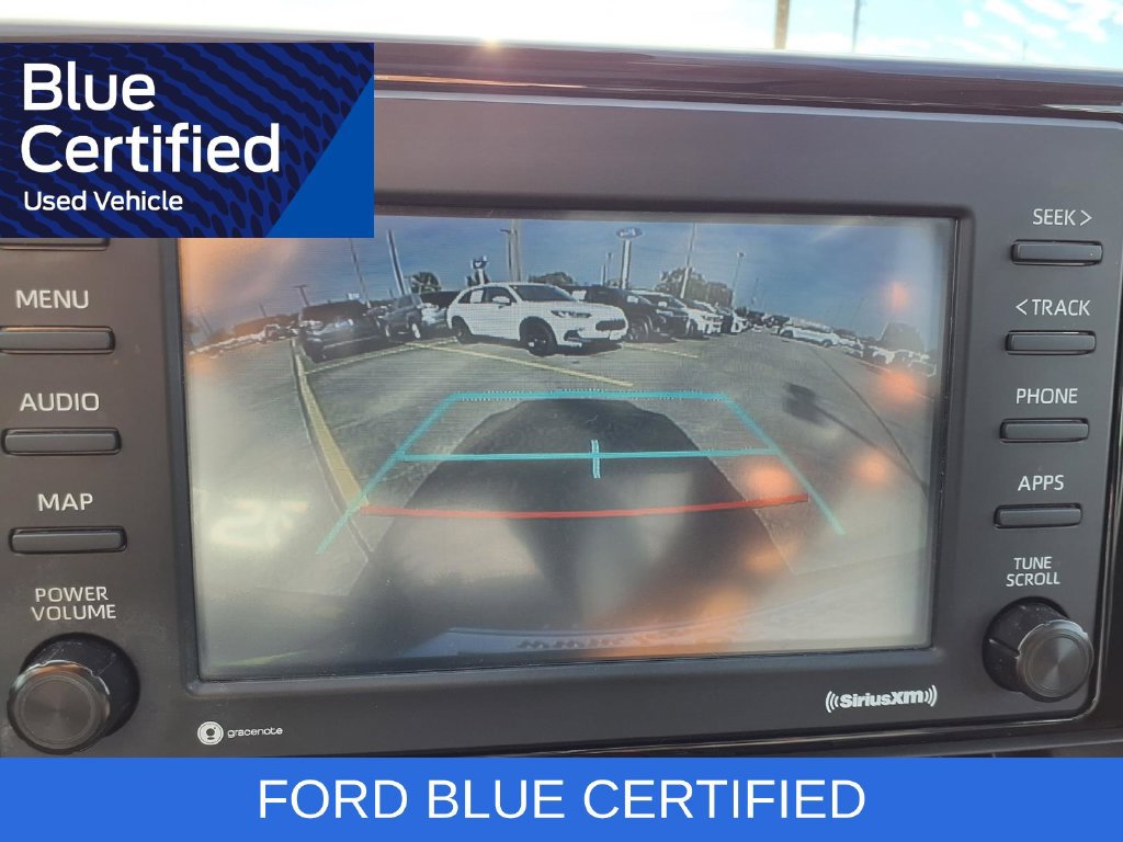 Used 2021 Toyota RAV4 XLE Premium FWD image 11