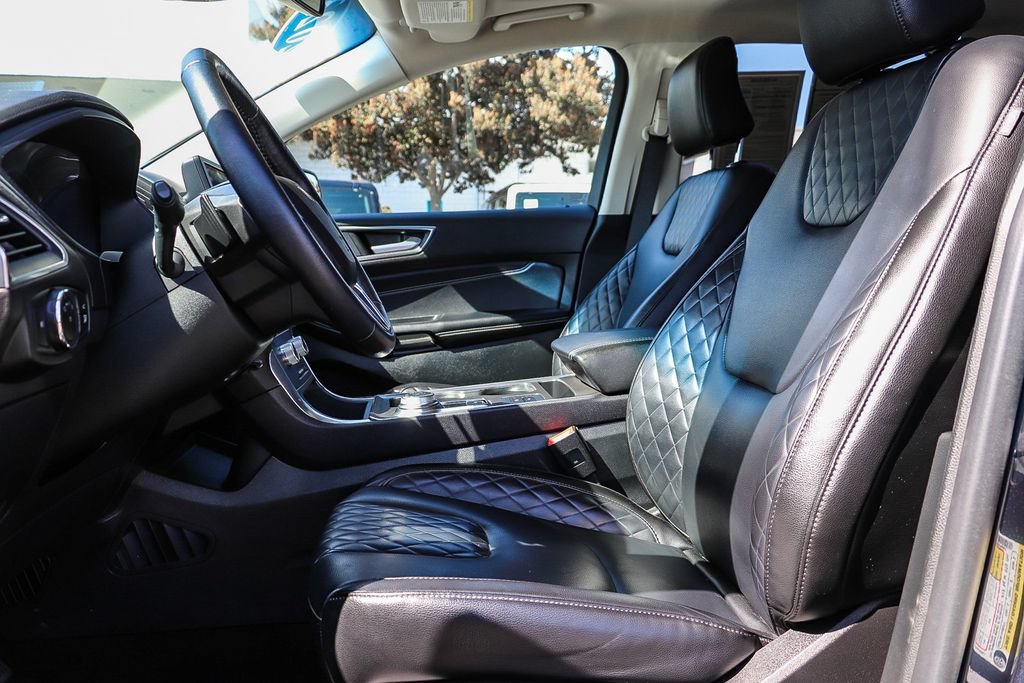 Certified 2023 Ford Edge Titanium w/ Class II Trailer Tow Package AWD/4WD image 22