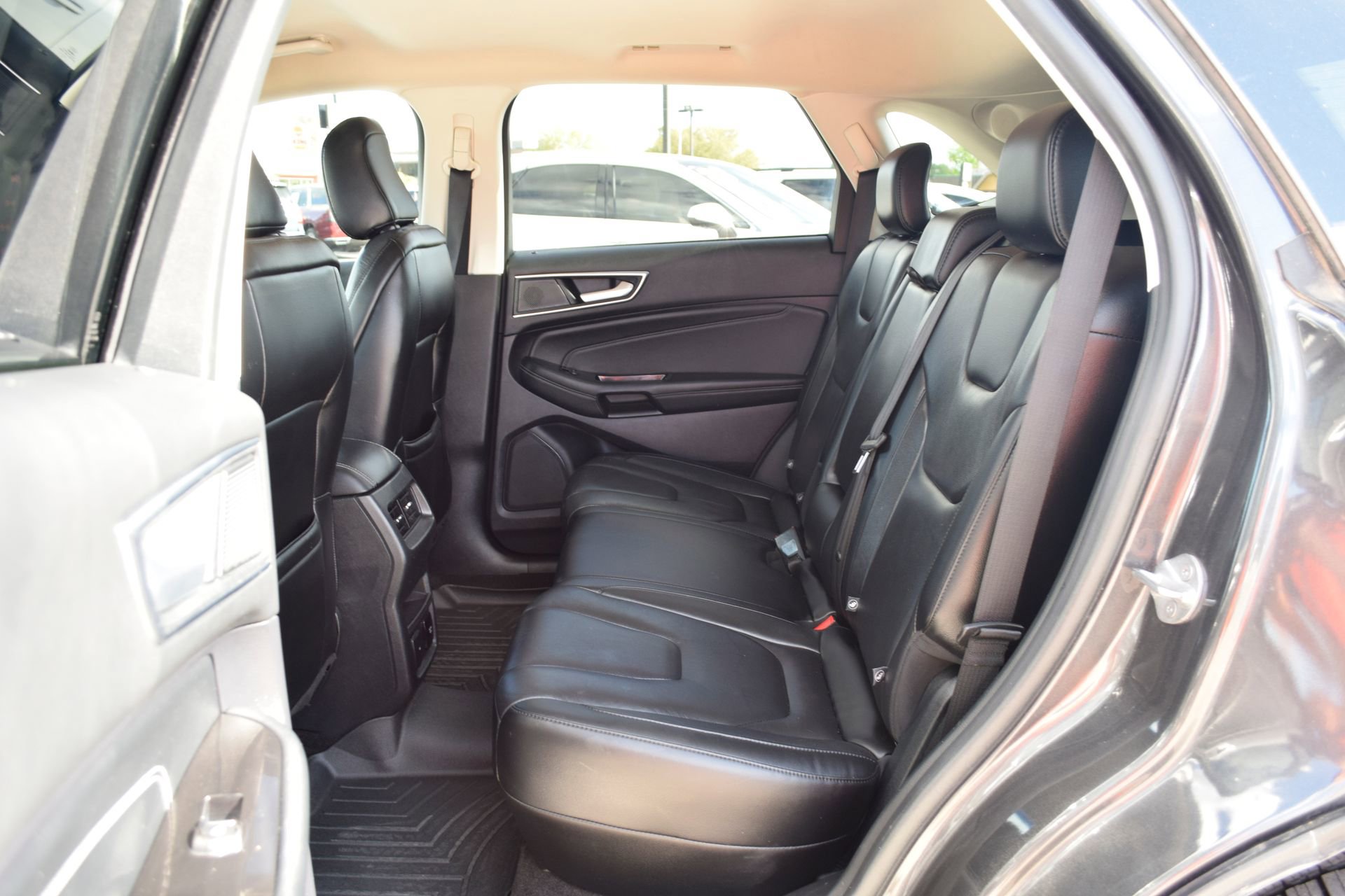 Certified 2020 Ford Edge Titanium image 20