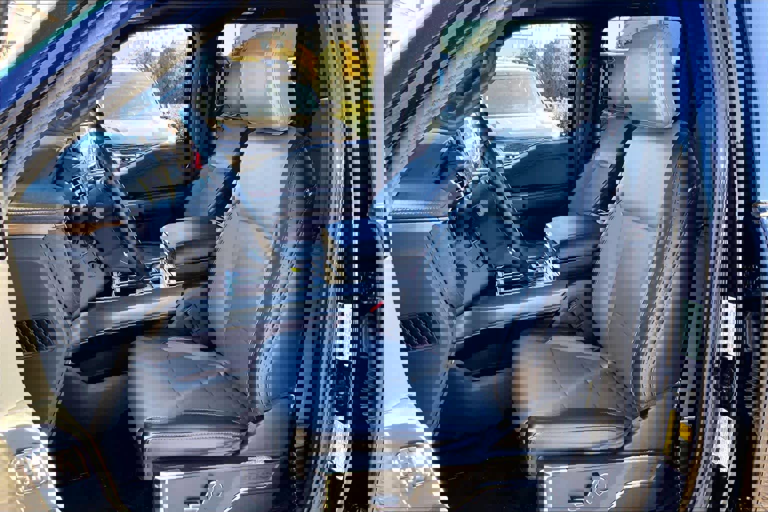 Certified 2023 Ford F150 Lightning Lariat w/ Equipment Group 511A High image 8