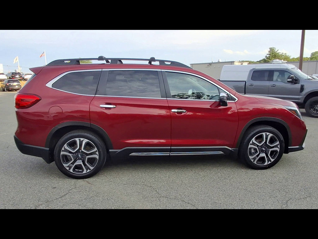 Used 2023 Subaru Ascent Touring AWD/4WD image 9