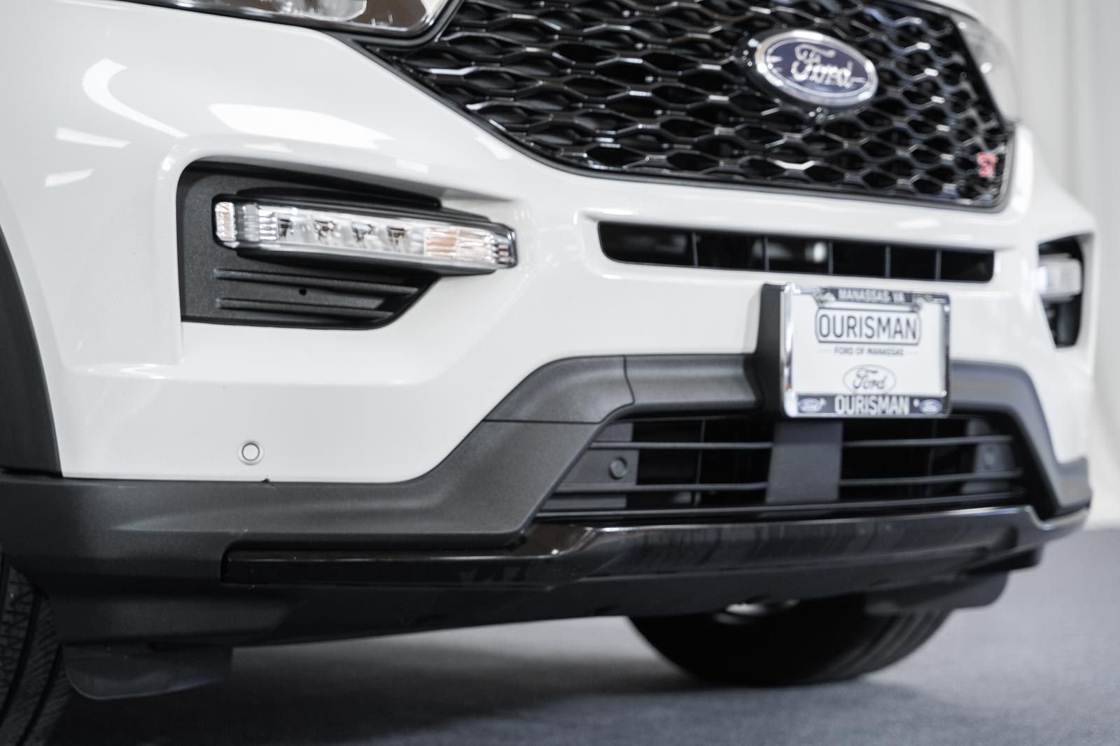 Certified 2024 Ford Explorer ST w/ Equipment Group 401A image 11