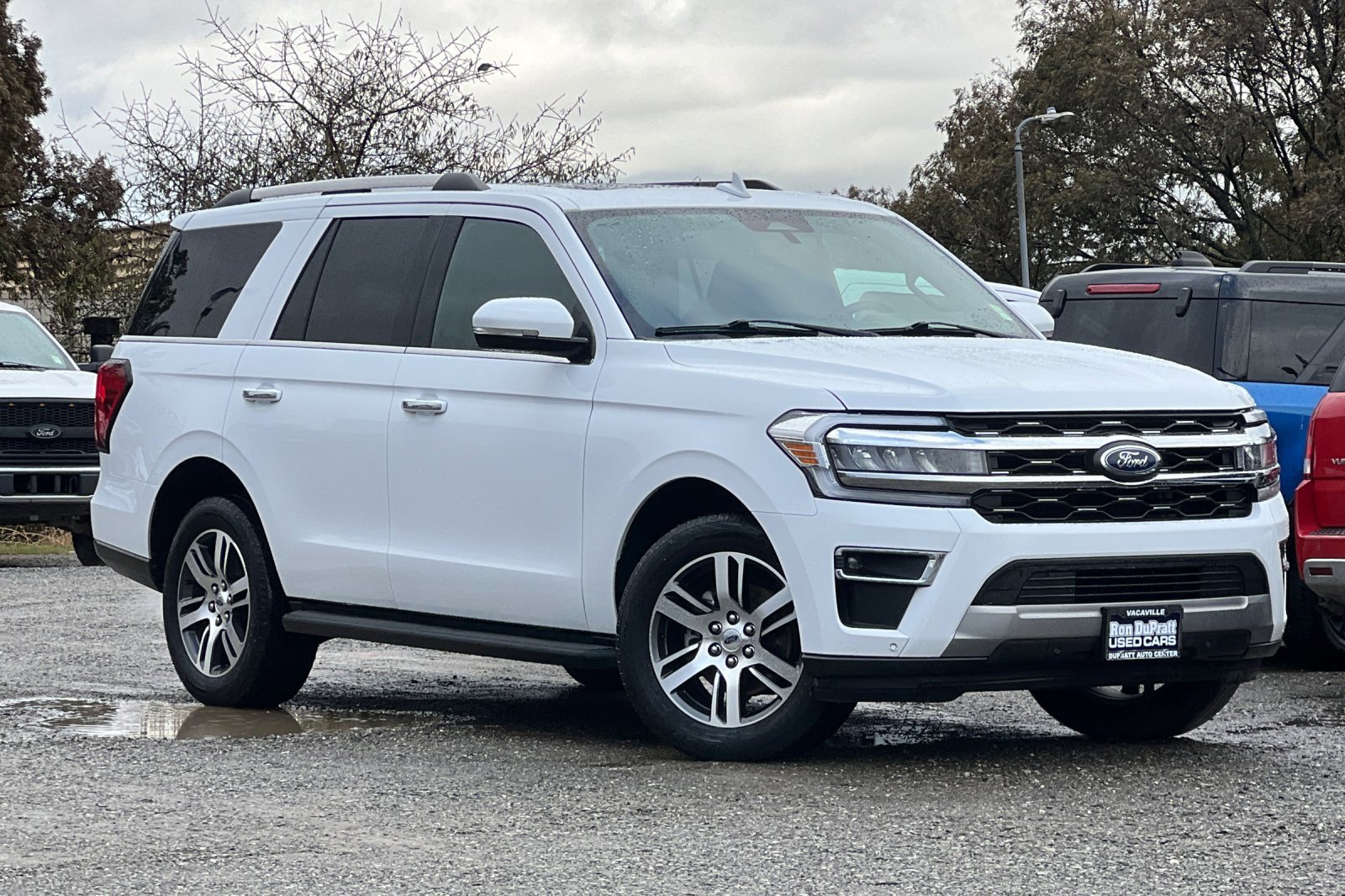 Certified 2024 Ford Expedition Limited image 8