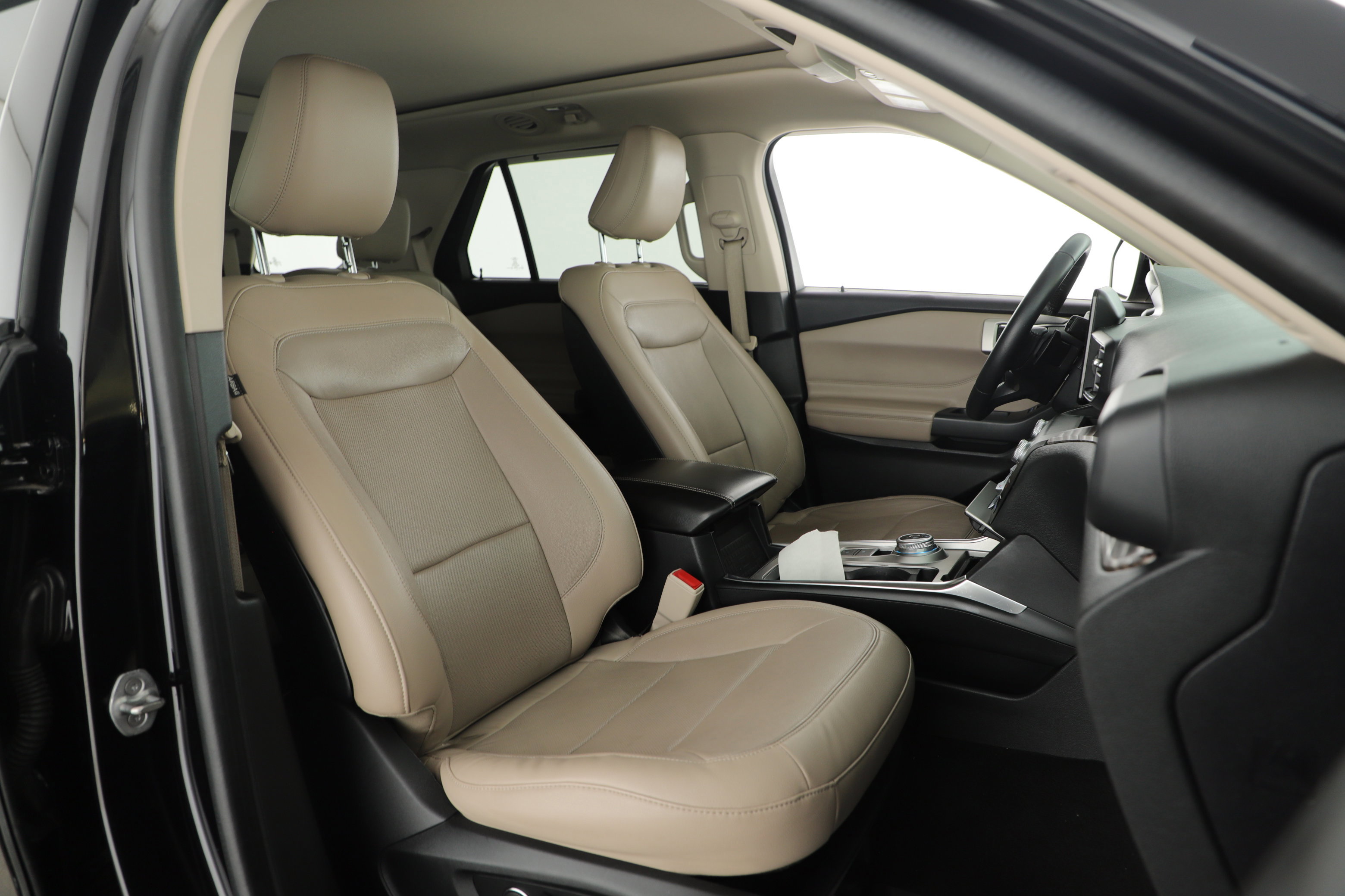 Certified 2020 Ford Explorer Limited w/ Class III Trailer Tow Package image 20