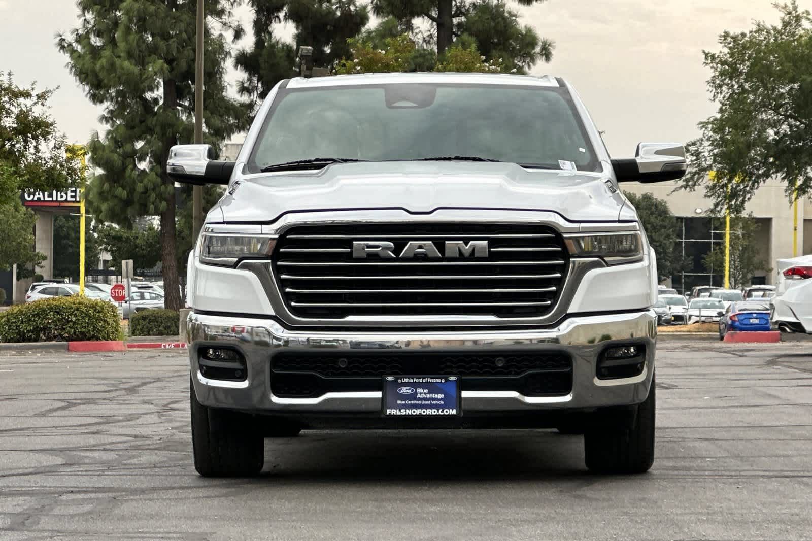 Used 2025 RAM 1500 Laramie AWD/4WD image 11