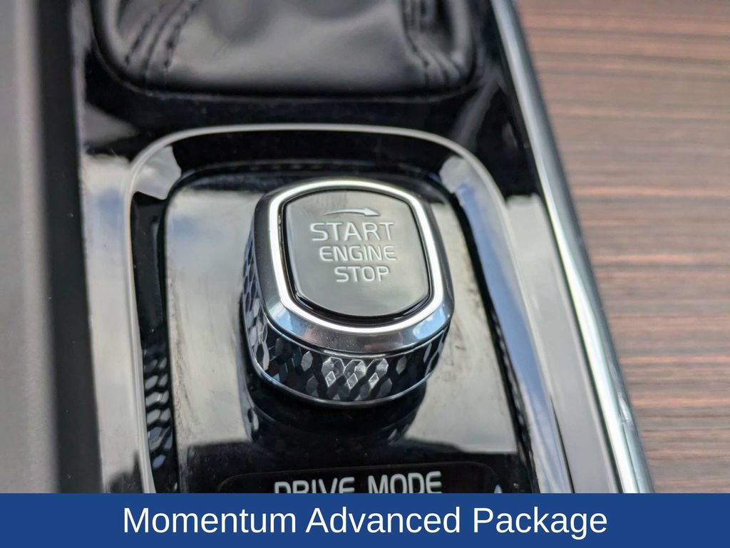 Used 2020 Volvo V60 T5 Momentum FWD image 27