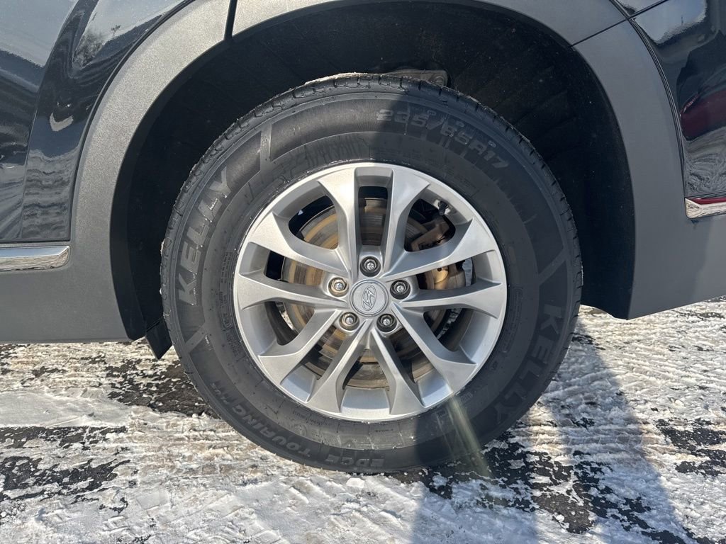 Used 2019 Hyundai Santa Fe SEL image 39