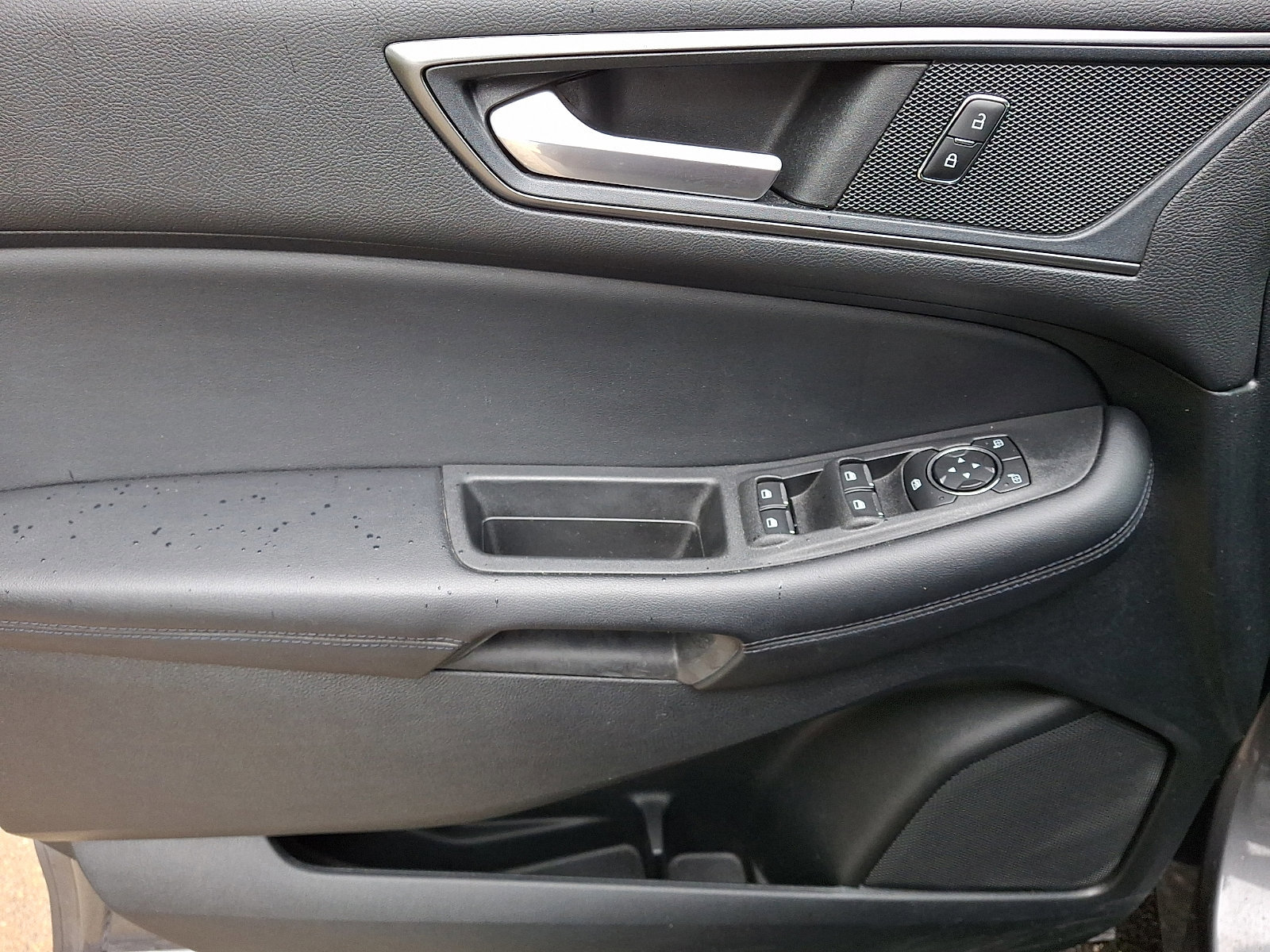 Certified 2022 Ford Edge SE image 15