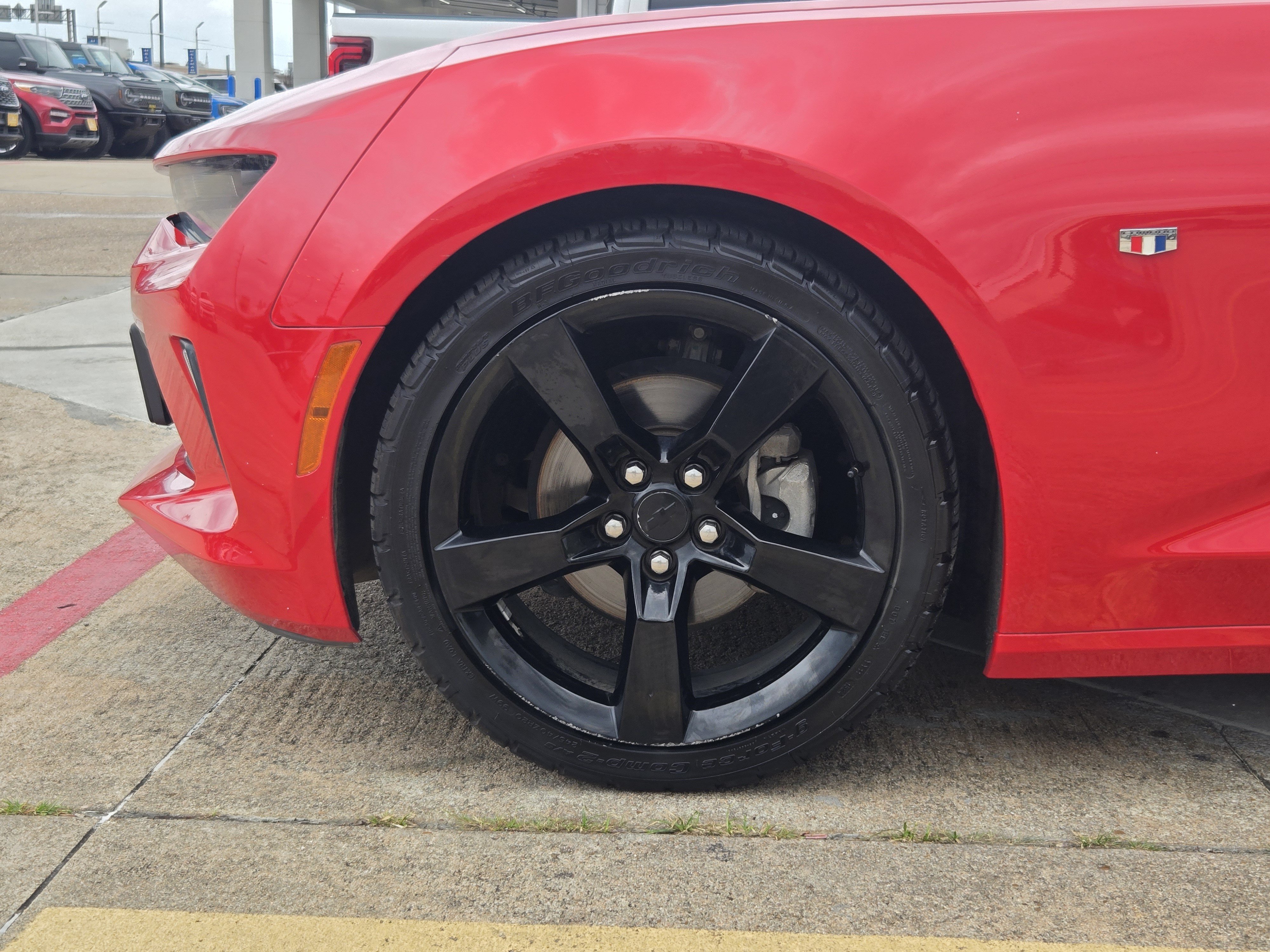 Used 2017 Chevrolet Camaro LT w/ RS Package RWD image 5