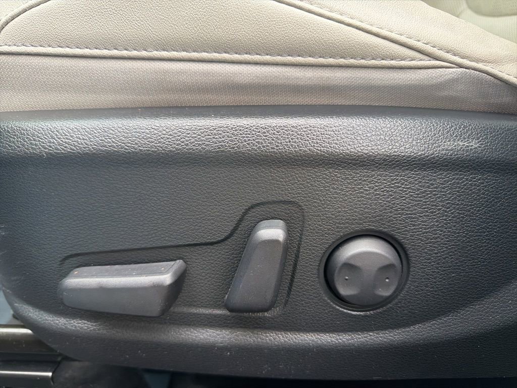 Used 2021 Kia Seltos SX image 17