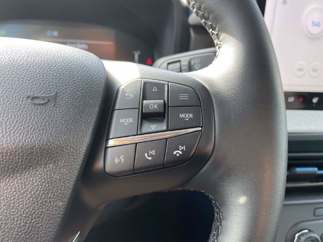Certified 2026 Ford Maverick XLT w/ XLT Luxury Package FWD image 25