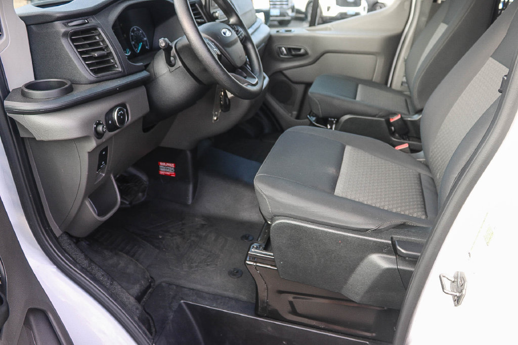 Certified 2025 Ford Transit 250 Low Roof w/ Exterior Upgrade Package RWD image 20